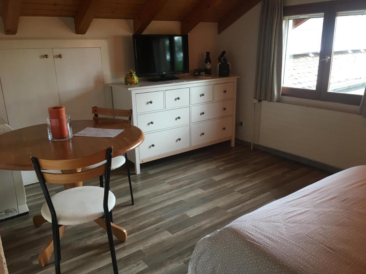 Domaine Viticole Bed & Breakfast Tartegnin Exterior foto